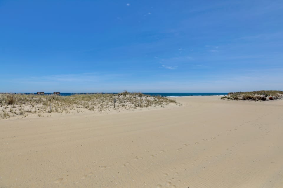 2 Blocks to Beach: Sunny Ocean Grove Apartment Apartment in Ocean Grove