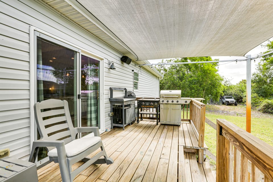 Remote-Work Friendly: Lehigh Acres Family Home House in Lehigh Acres