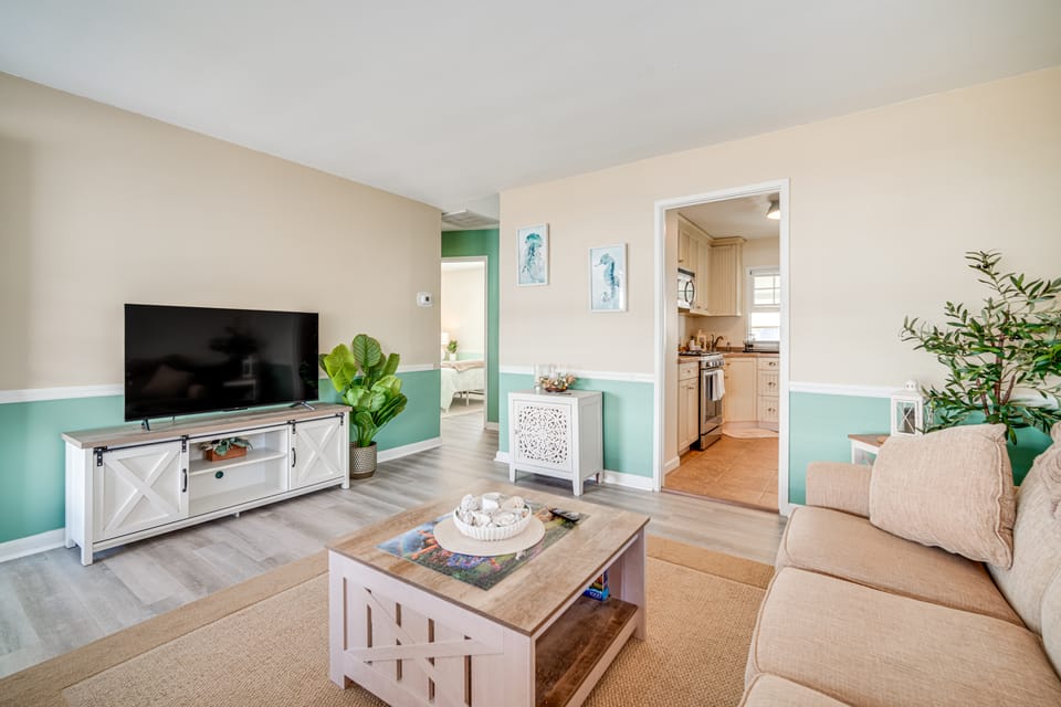1 Block to Brigantine Beach: Breezy Home w/ Patio! House in Brigantine