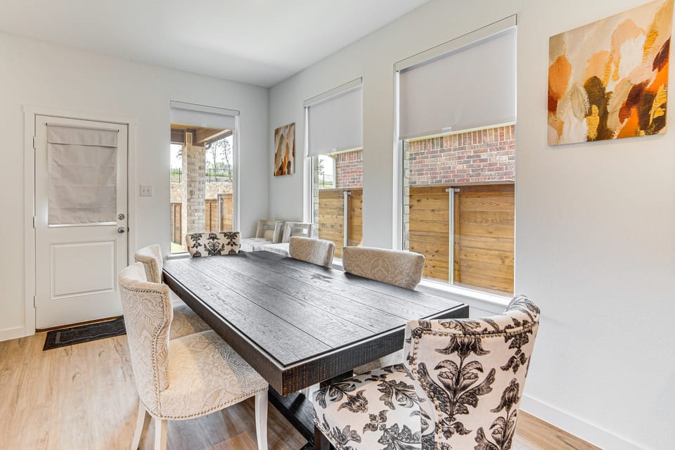 8 Mi to Celebration Station: Family Getaway! House in Mesquite