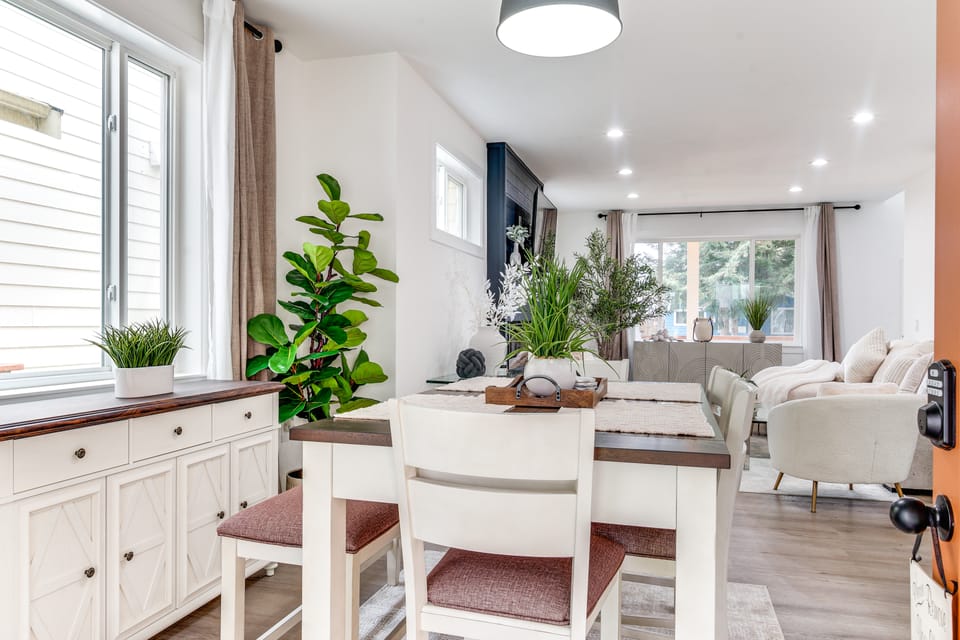 4 Mi to Dtwn: Modern Tacoma Home w/ Spacious Yard House in Tacoma