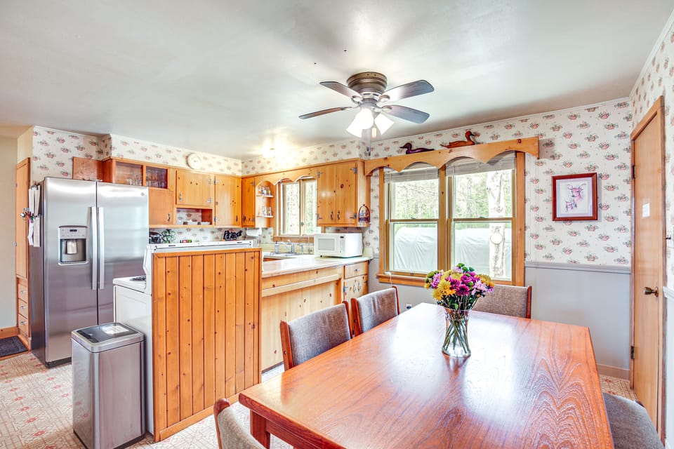 Private Dock, Deck & Yard: Deerskin Lake Retreat! Cottage in Wisconsin