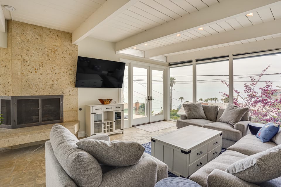 Walk to Private Beach: Rancho Palos Verdes Escape! House in Rancho Palos Verdes