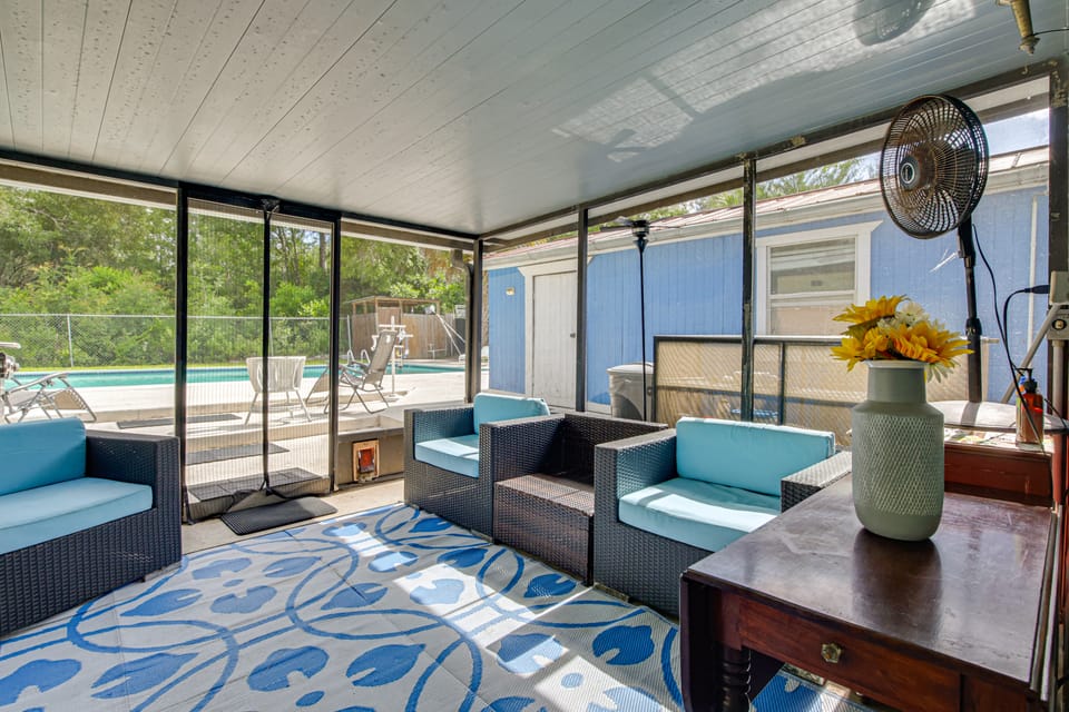 Homosassa Getaway w/ Pool & Refreshed Lanai House in Florida
