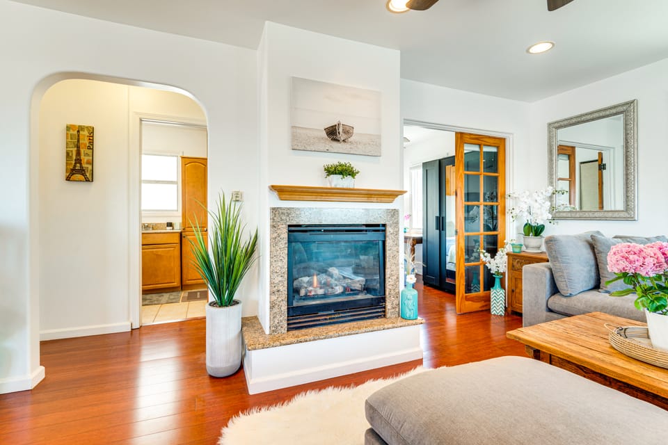 Home By Manhattan Beach & Int’l Soccer at SoFi! House in Manhattan Beach