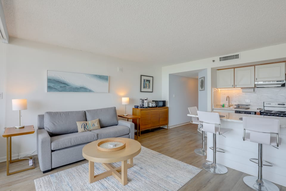 Golden Mile Oceanview Beach Retreat Apartment in Myrtle Beach