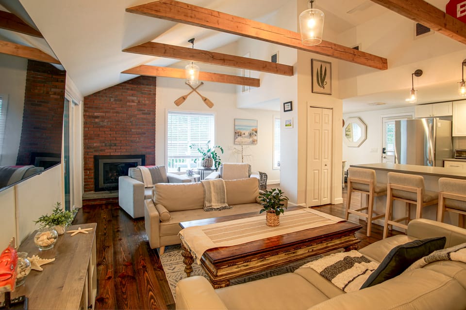 Walk to Marina & Boat Launch! Family Mashpee Home House in Mashpee