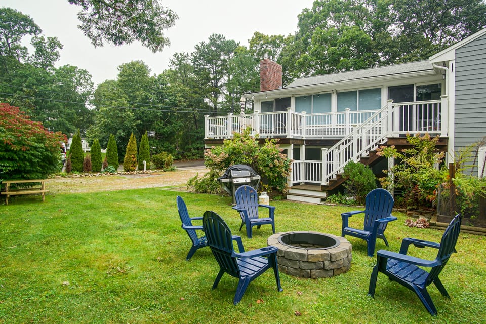 Walk to Marina & Boat Launch! Family Mashpee Home House in Mashpee