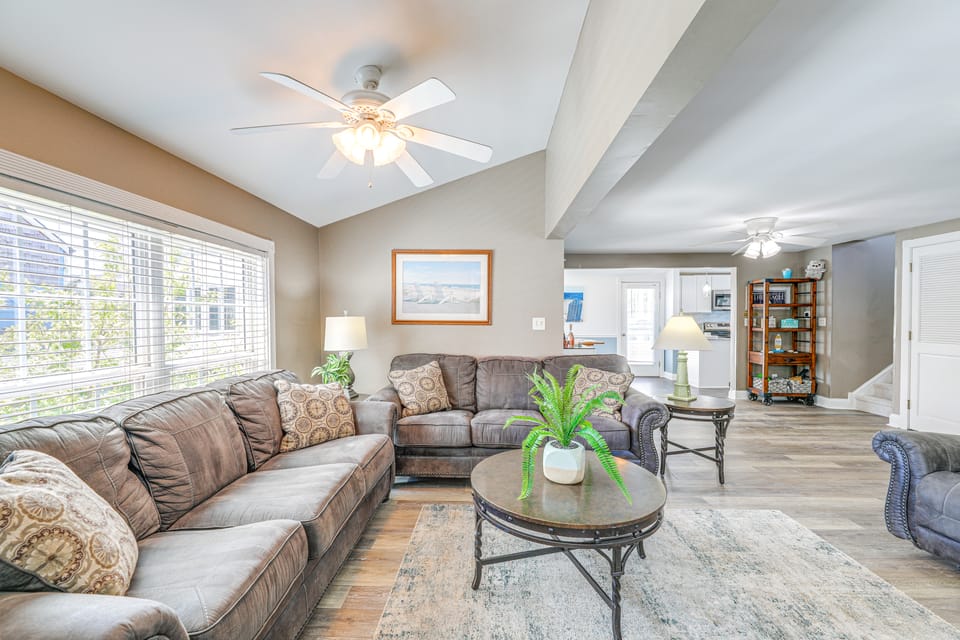 Steps to Shore: Newly Renovated Dewey Beach Home! House in Dewey Beach