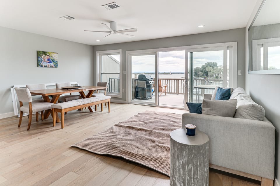 Private Boat Dock: Horseshoe Bay Lakefront Retreat Apartment in Lake Lyndon B Johnson