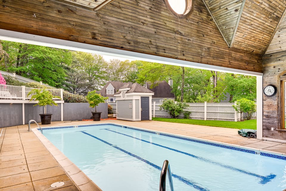 1 Mi to Mohegan Sun: Studio w/ Pool Access Apartment in Norwich