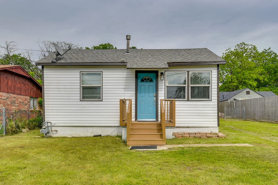 5 Mi to Dtwn Tulsa: Pet-Friendly Home! House in Tulsa