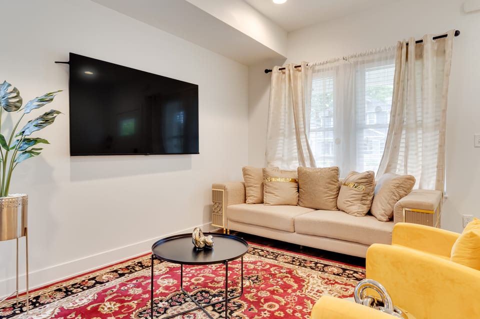 Walk to Parks: Dog-Friendly Gem in Indianapolis! Apartment in Indianapolis