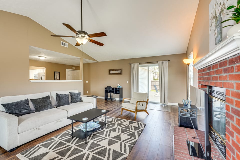 7 Mi to Dtwn Panama City: Family Home w/ Patio House in Bay County