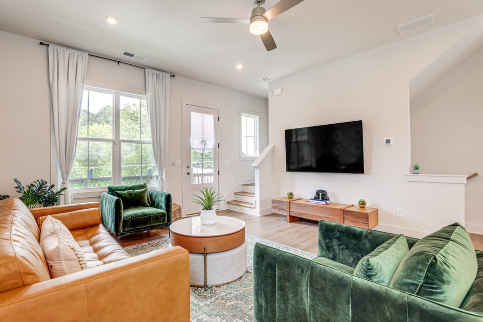 Townhome 1 Mi to Grant Park & Atlanta BeltLine! Apartment in Atlanta
