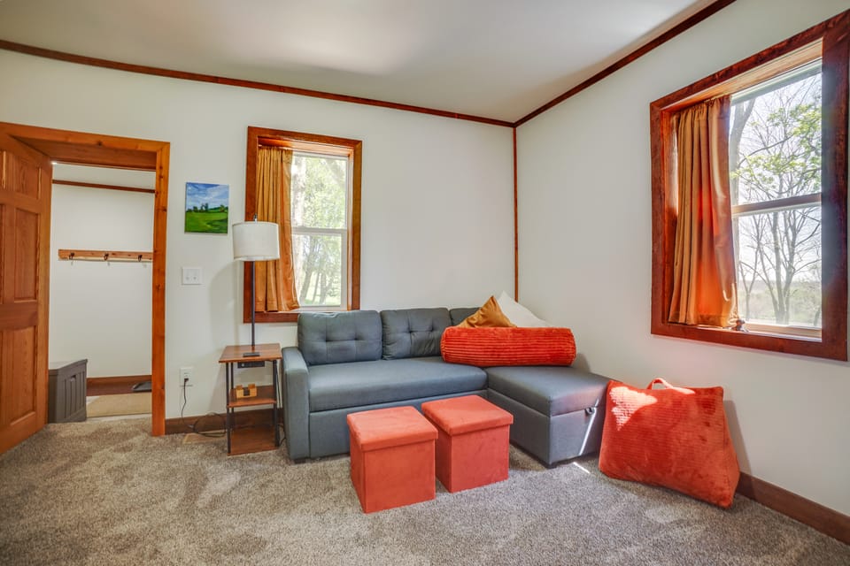 Half-Mi to Kewaunee River: Boat, Fish, Kayak! House in Wisconsin