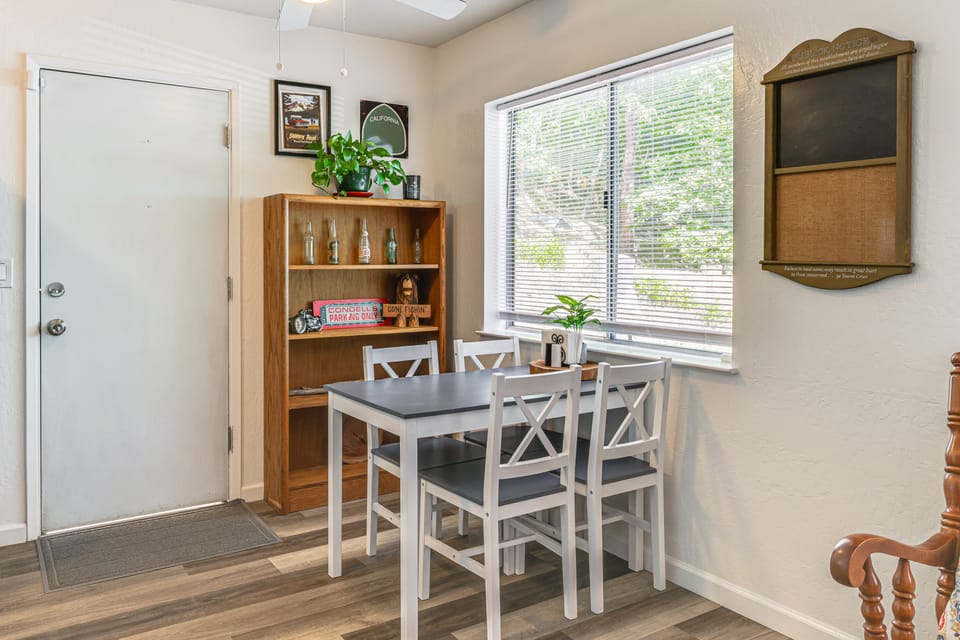 Deck & Grill: Forest Views Twain Harte Home House in Twain Harte