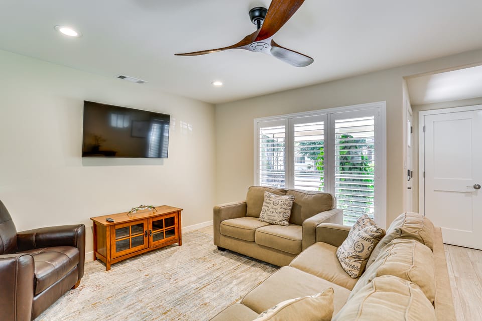 Walk to Park & Aquatic Center: Airy Redding Home! House in Redding