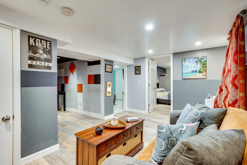 Apt 2 Mi to Prudential Center & Dtwn Newark! Apartment in Newark