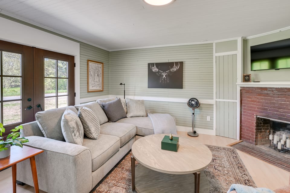 Pond Views: Spacious Family Home in Presque Isle! House in Presque Isle