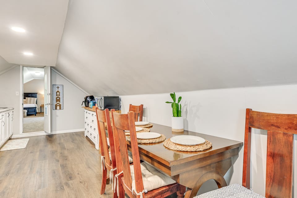 10 Mi to Mobile Bay: Family Apt in Silverhill! Apartment in Alabama