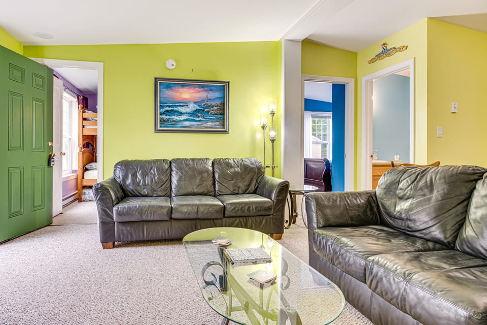 1 Mi to Beach: Cottage w/ Pool Access in Wells Cottage in Wells