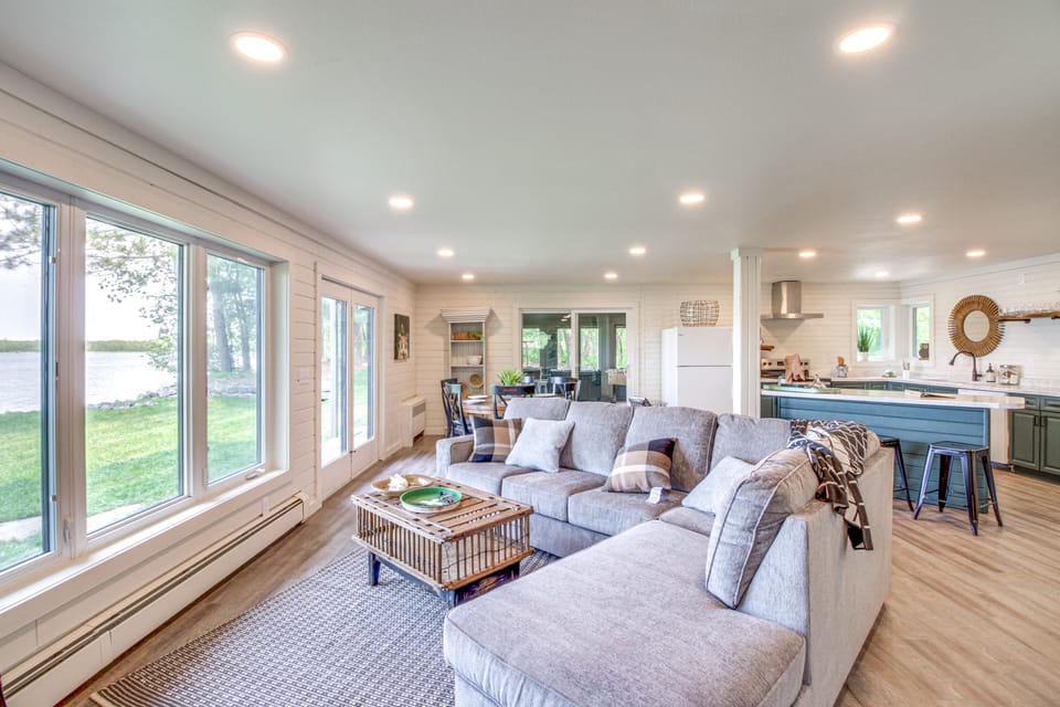 Private Beach: Lakefront Escape in Brainerd! House in Minnesota