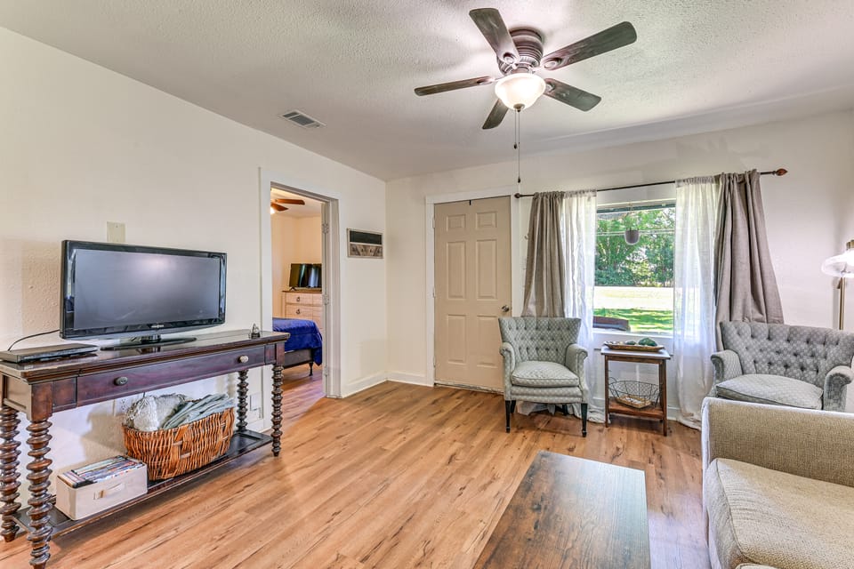 Pet-Friendly Home w/ 1-Acre Yard in Aubrey House in Texas