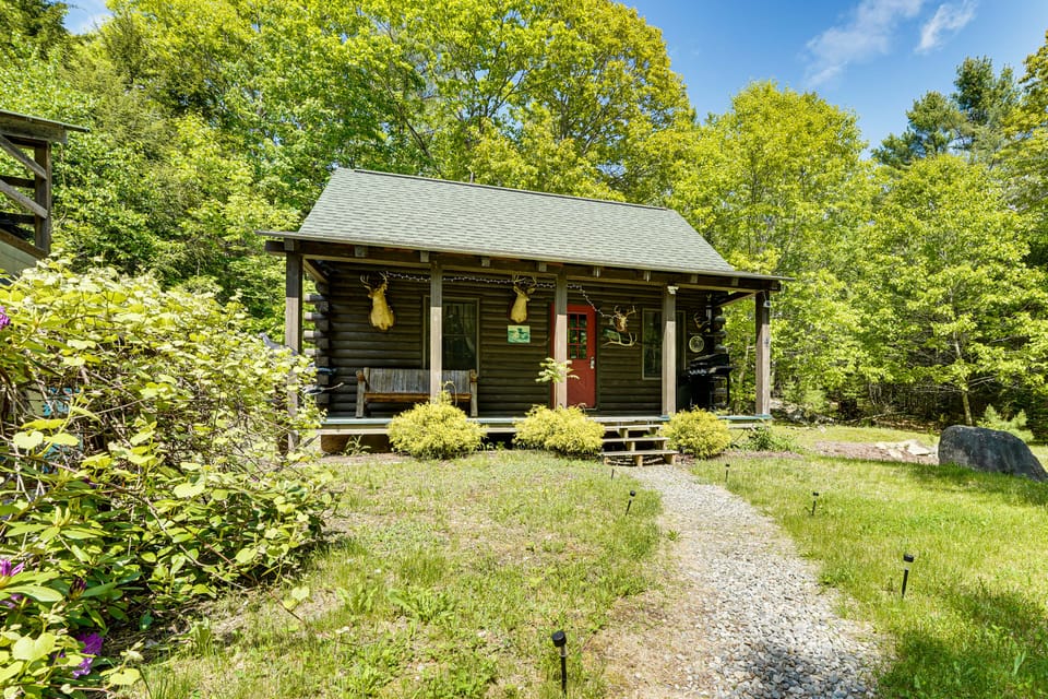 35 Mi to Acadia: Rustic Retreat in Orland! House in Orland