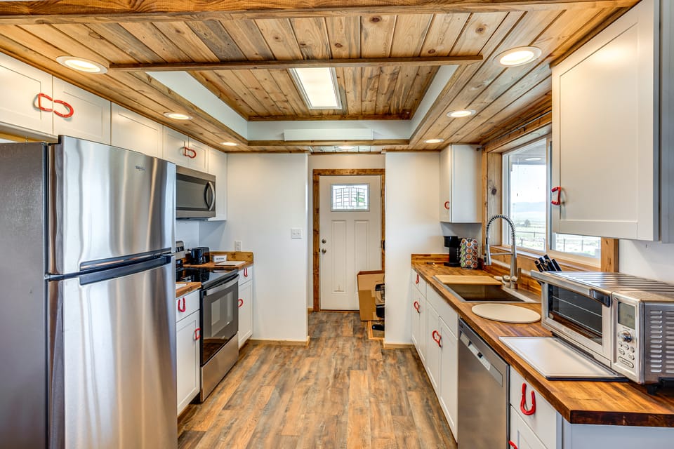 2 Mi to Big Hole River: Mtn-View Montana Haven House in Idaho
