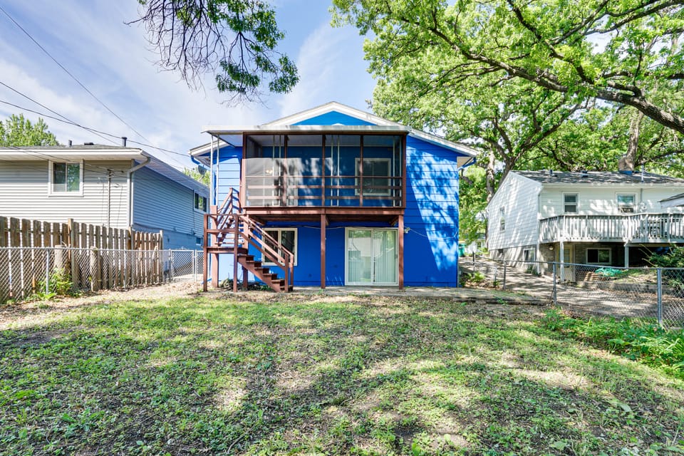 8 Mi to Central Minneapolis: Modern Home w/ Yard House in Richfield
