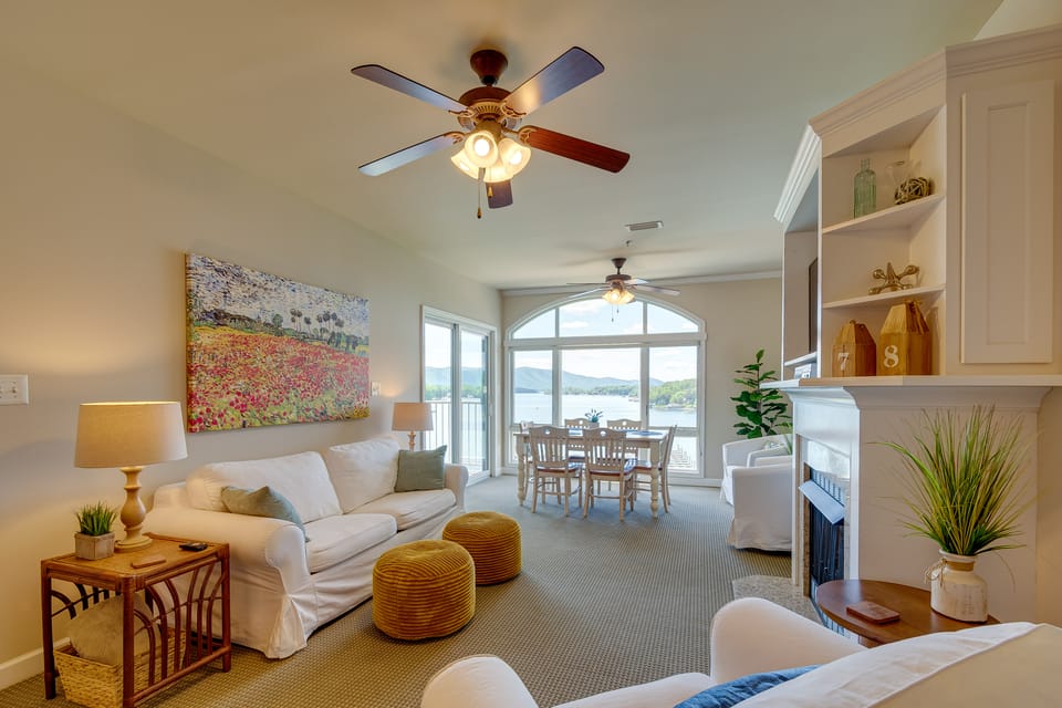Community Pools & Beach: Smith Mountain Lake Condo Apartment in Smith Mountain Lake