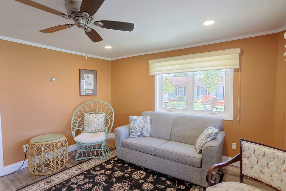 Walk to Beach & Dtwn! Port Clinton Home House in Port Clinton