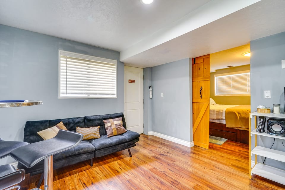 12 Mi to Temple Square: Cozy + Convenient Apt! Apartment in West Valley City