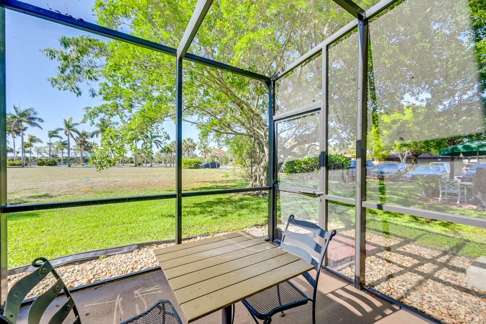 Heated Pool, Private Patio: Naples Resort Retreat! Apartment in Collier County