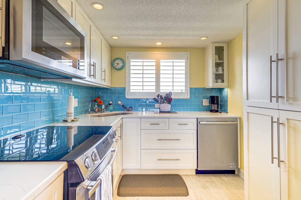 Gulf-View Condo w/ Beach Access in Hudson Apartment in Hudson