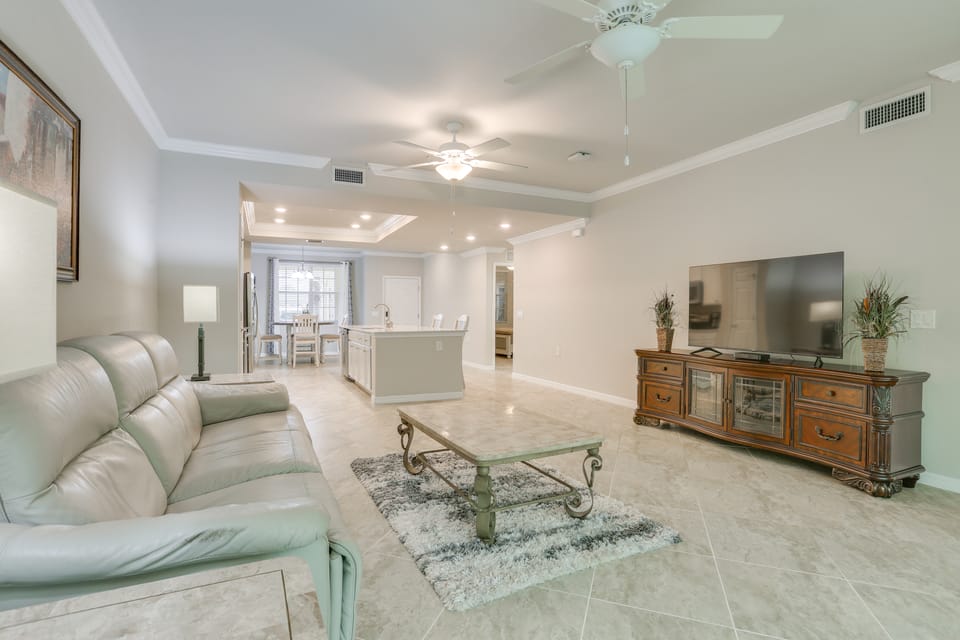 Fort Myers Condo on 1st Floor: Near Shops & Golf Apartment in Fort Myers