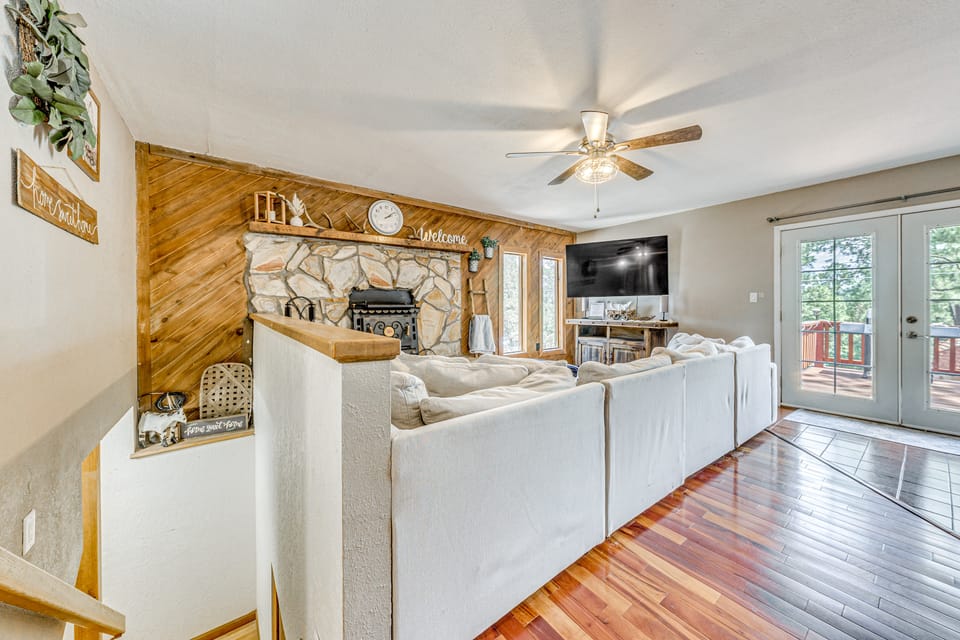 1 Block to Hiking: Ruidoso Home w/ Game Room House in Ruidoso