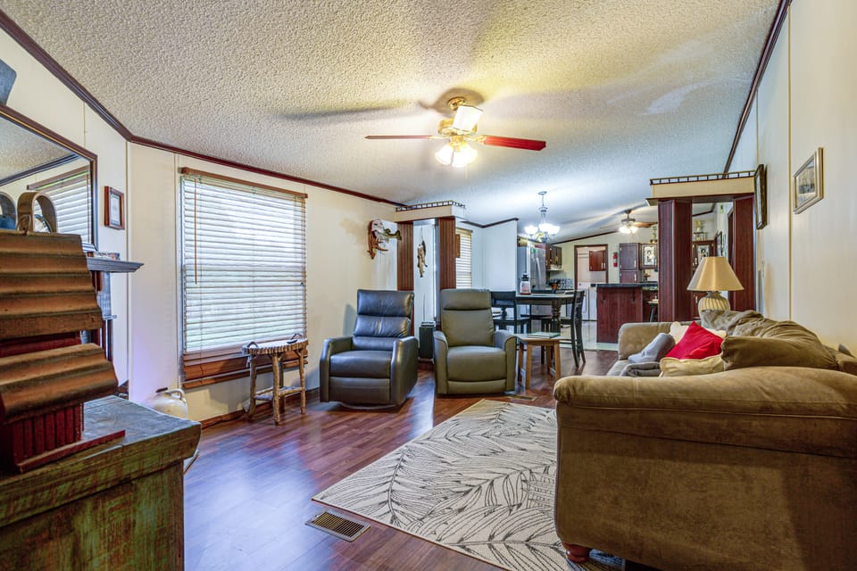 1 Mi to Lake Texoma: Peaceful Kingston Getaway House in Lake Texoma