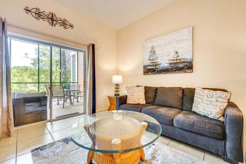 8 Mi to Disney: Family Condo in Walkable Resort! Apartment in Four Corners