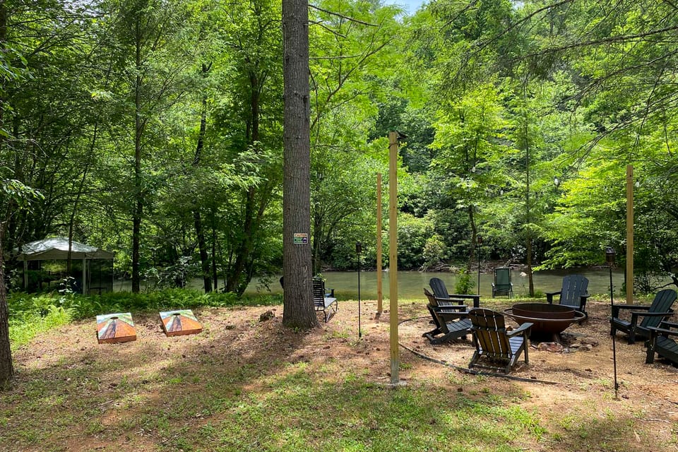 Riverside Retreat - Tranquility and Fun House in Georgia