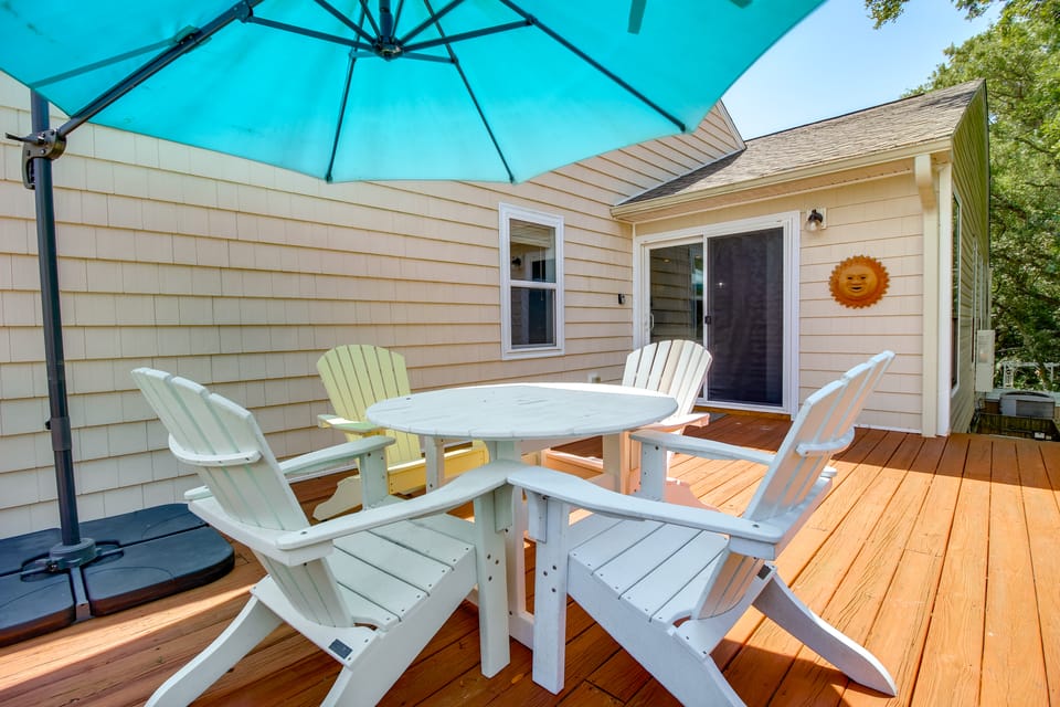 Walk to North Topsail Shores: Beach House w/ Gear! House in North Topsail Beach