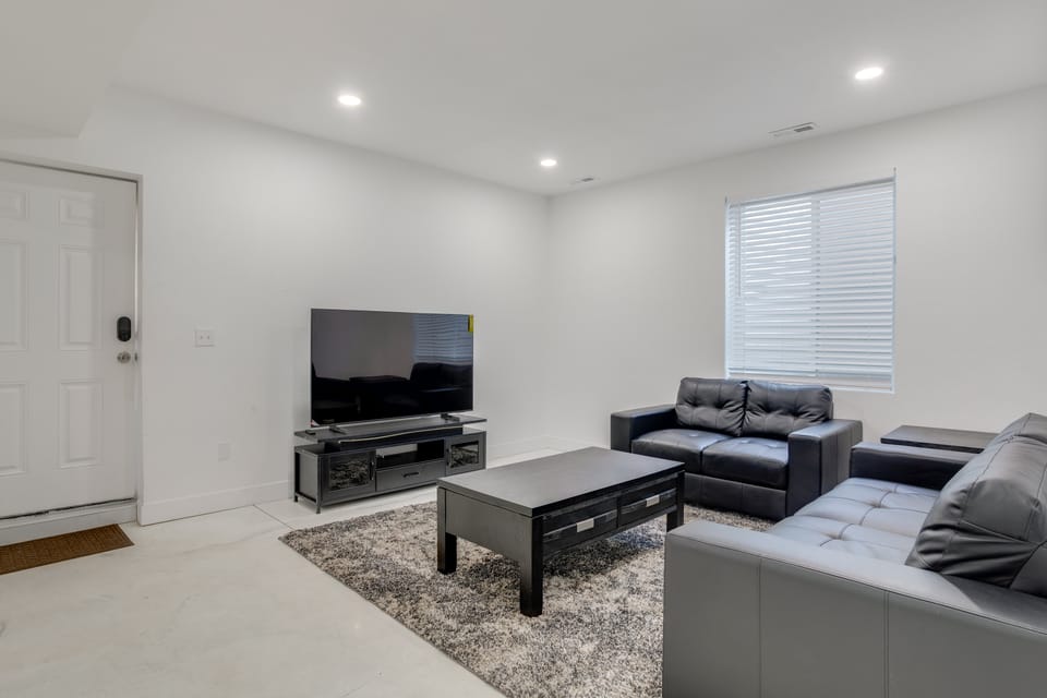 16 Mi to Dtwn Denver: Modern Apt w/ Patio Apartment in Commerce City