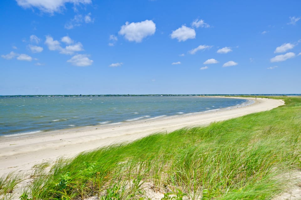 Waterfront Westhampton Haven: Private Beach House in Long Island