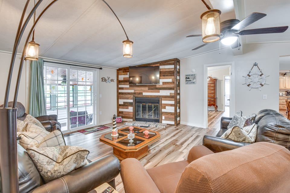 Boat, Fish & Relax: 5 Steps to Lake Secession! House in South Carolina