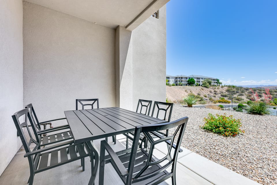 7 Mi to Snow Canyon: Townhome w/ Arcade Games! Apartment in St George