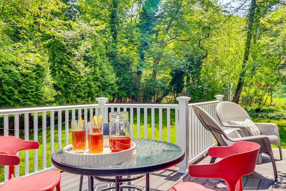 1 Mi to Campus: Princeton Home w/ Furnished Deck House in Princeton