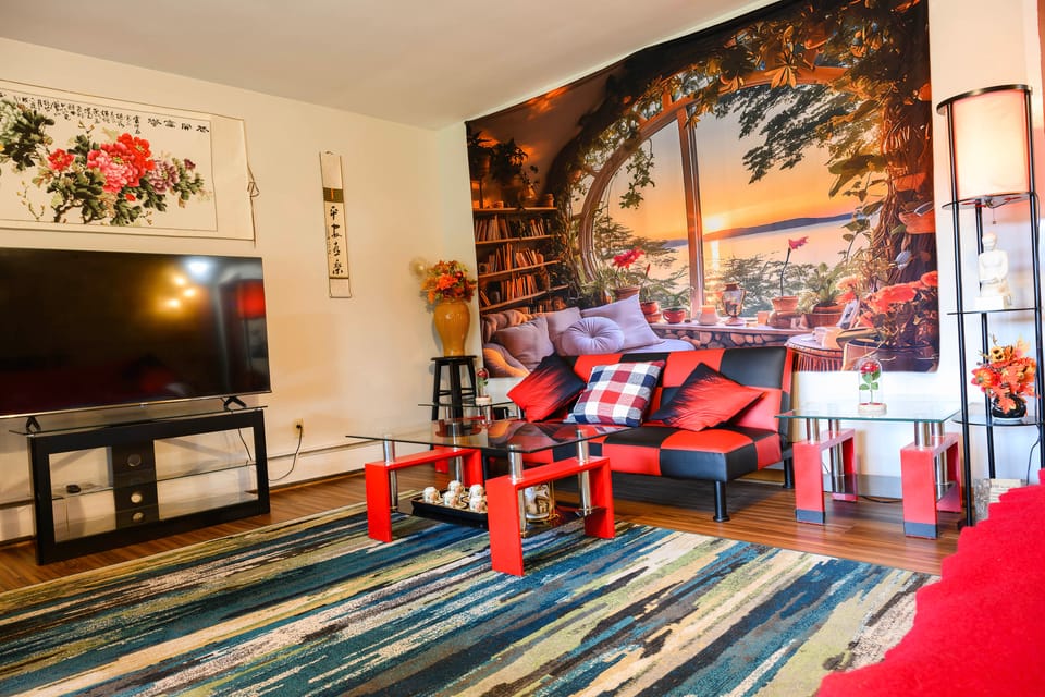 Private 5-Acre Lake: Pet-Friendly Grove City Home House in Pennsylvania