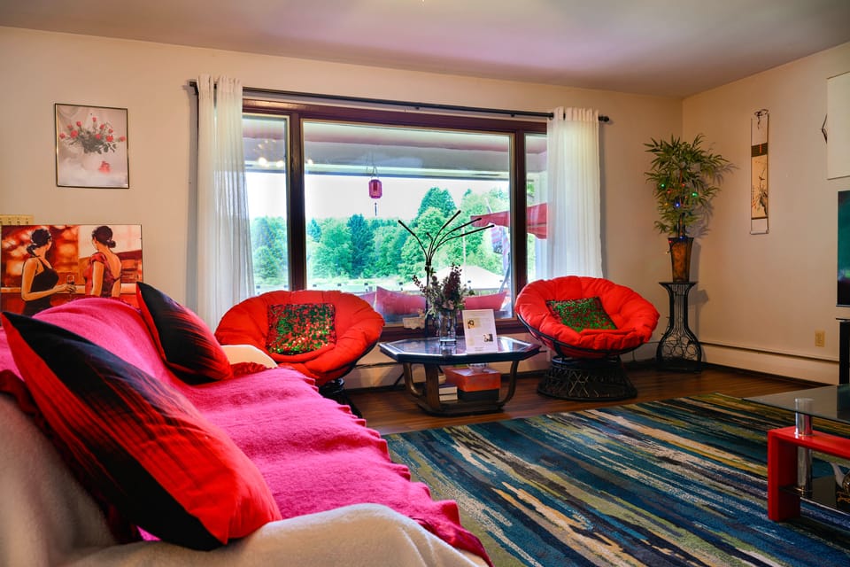 Private 5-Acre Lake: Pet-Friendly Grove City Home House in Pennsylvania