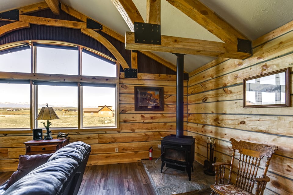 10 Mi to Cooney State Park: Mtn-View Montana Haven House in Montana